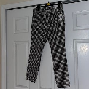 Old Navy pixie pants: black and white plaid